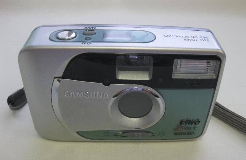 Фотоаппарат пленочный «Samsung Fino 25 DLX»