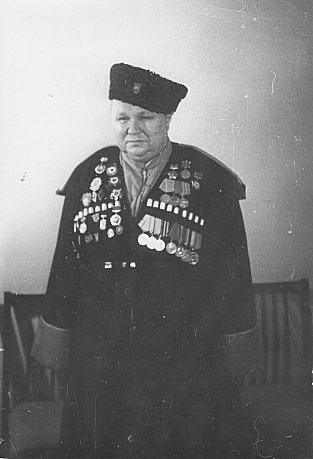 Фотография черно-белая Кузякина Павла Николаевича, ветерана 4 ГКККК.