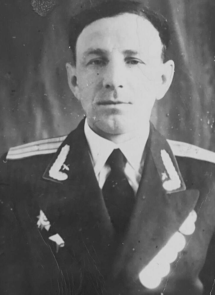 Фотография черно-белая погрудная Щербакова Ивана Сафоновича - участника ВОВ 1941-1945 гг.