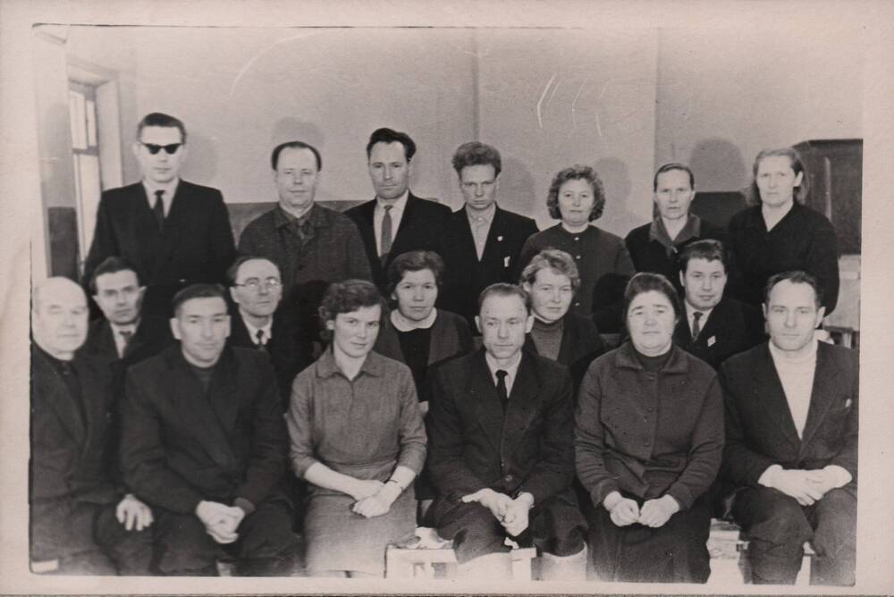 Фото: Работники райкома КПСС. 1961 год.