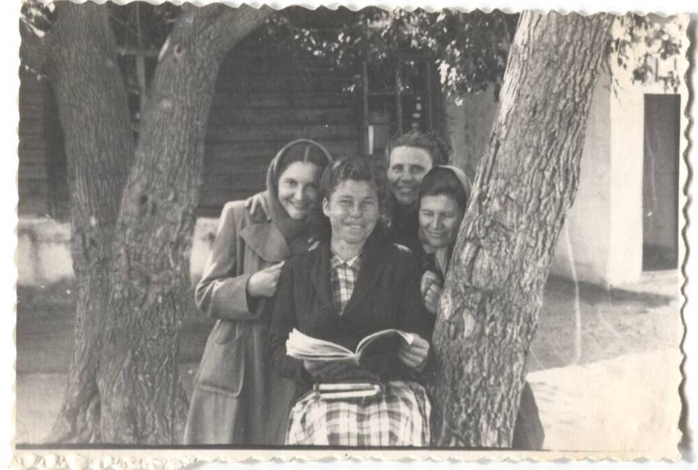 Фотография «Проскурина Е.М. с подругами».
