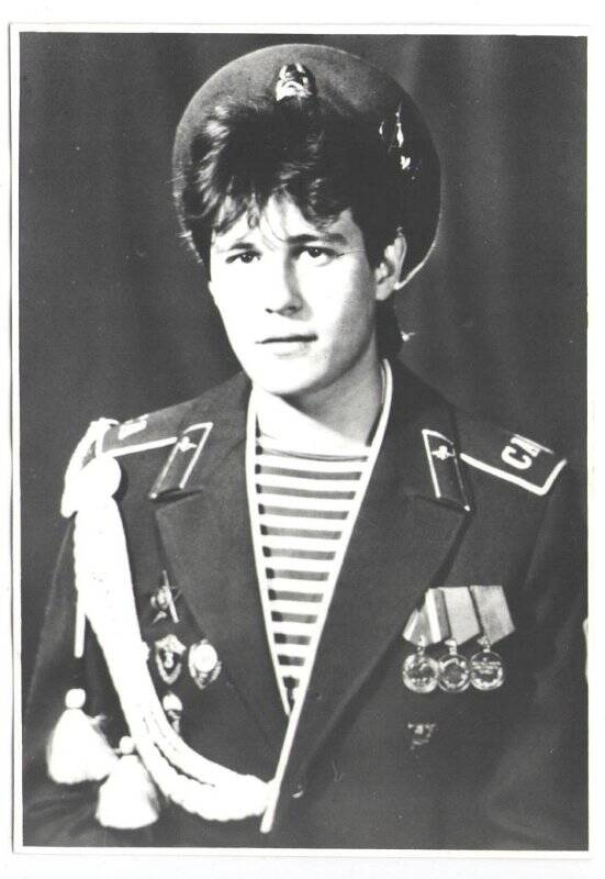 Фото-портрет Огородникова Андрея Николаевича, 1-е фото в СССР после прохождения воинской службы в Афганистане. Г. Термез, Узбекистан