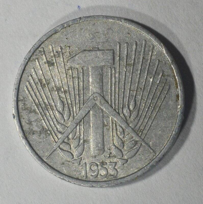 Монета 1 PFENNIG.