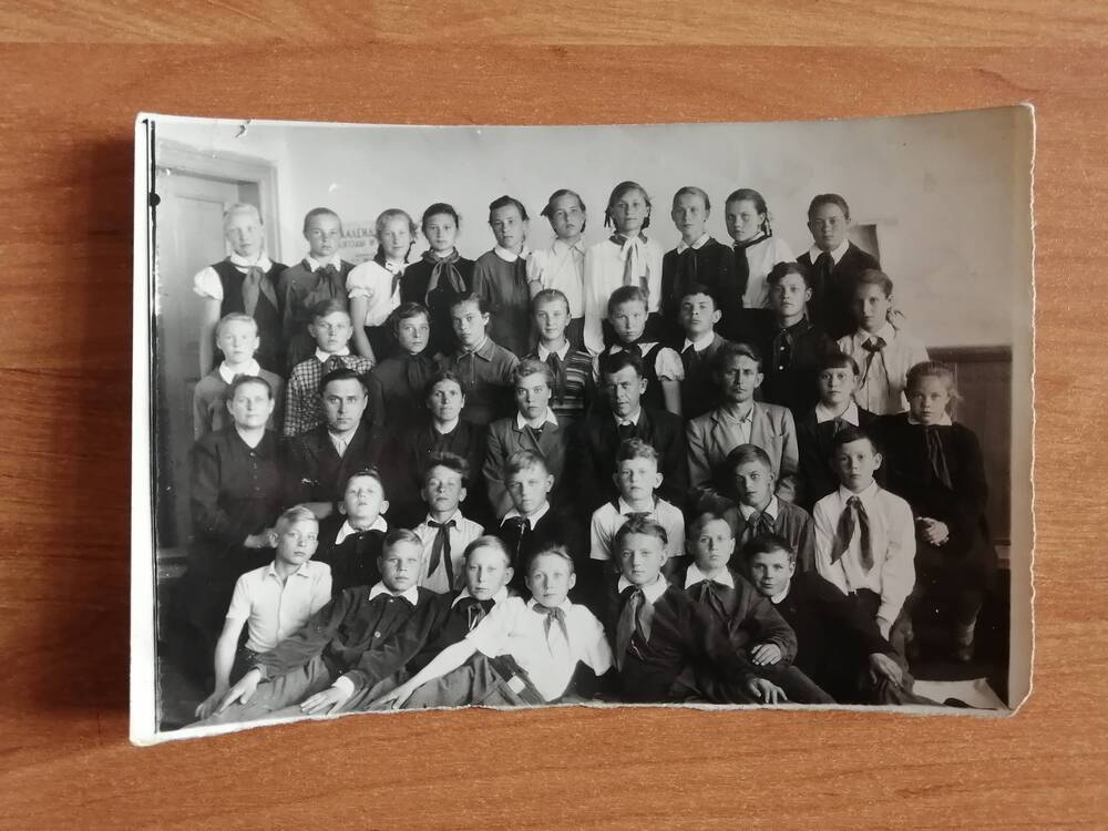 Фотография. Ученики и учителя школы №11 г.Камень-на-Оби.