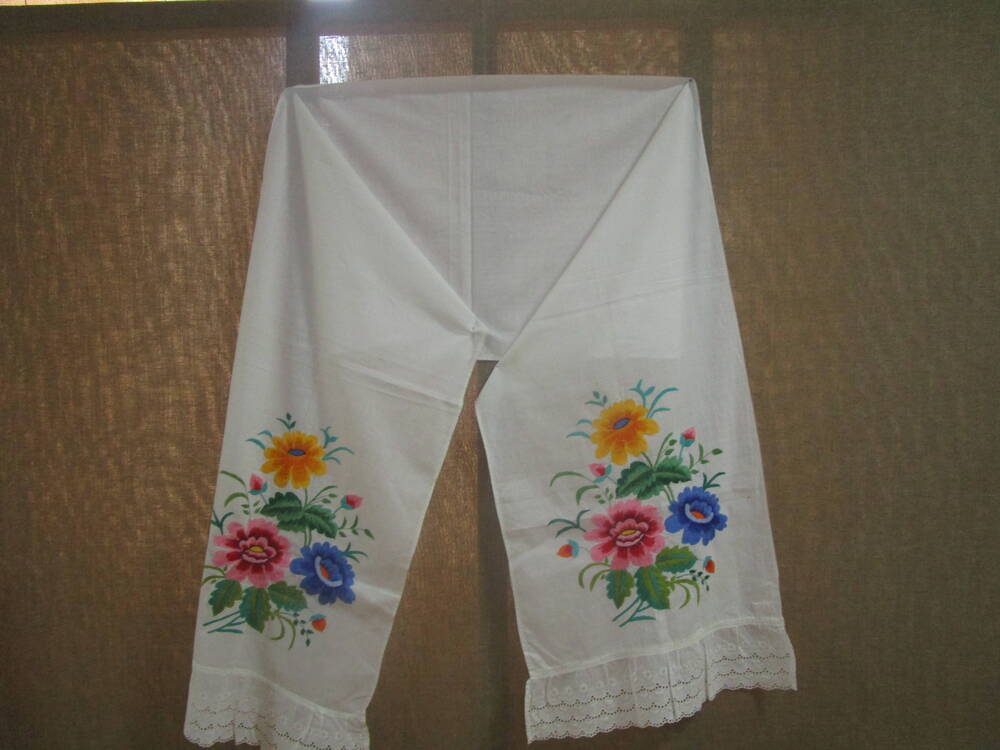 Рушник (полотенце) из хлопчатобумажной ткани белого цвета