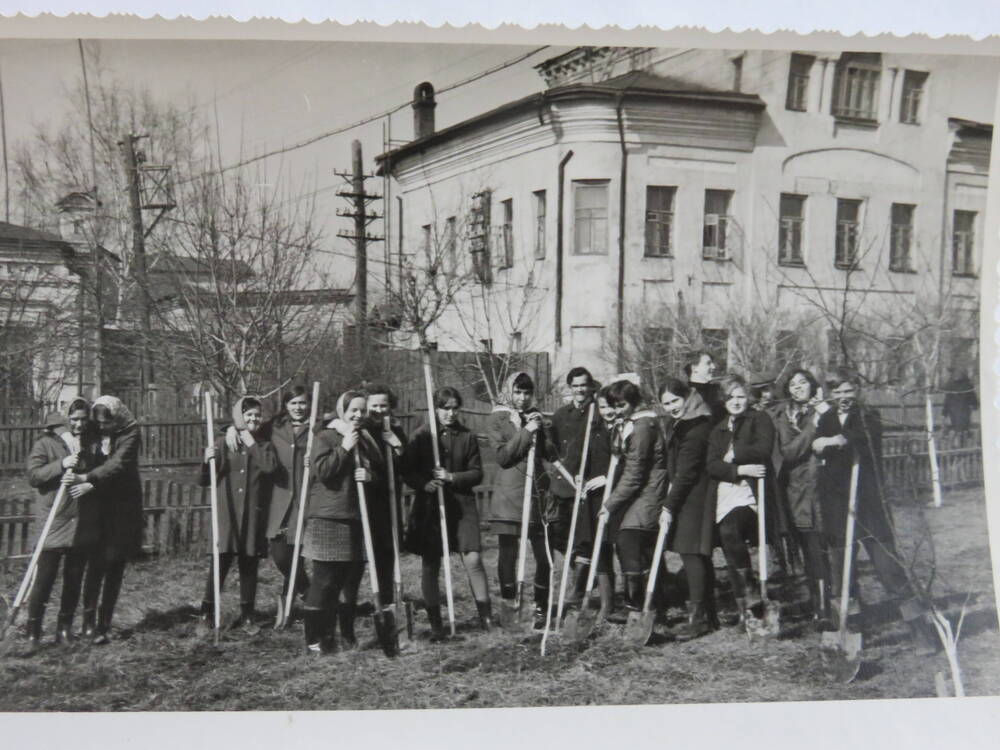 Фотография Субботник госучреждений