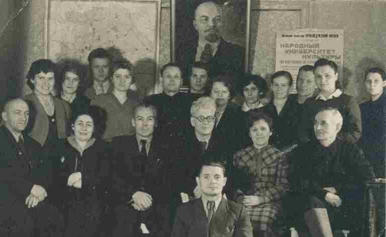 Фотография. Участники областного совещания музейных работников.