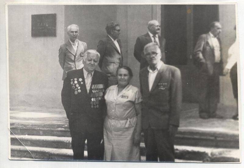 Встреча ветеранов в Орле. Заможская Н.Д. - в центре. Орел. 1991 г. Фото.