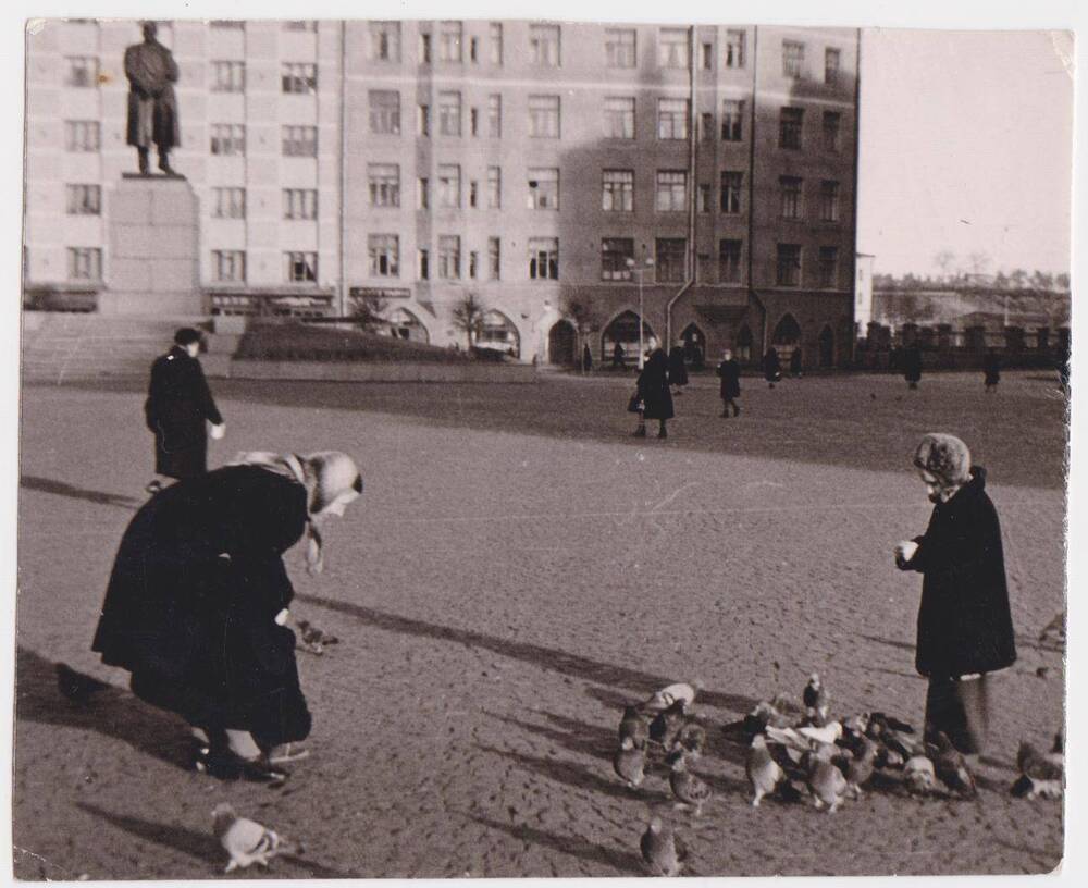 Фотография ч/б «Красная площадь в г. Выборге»