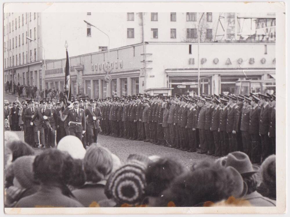 Фотография ч/б «Военный парад»