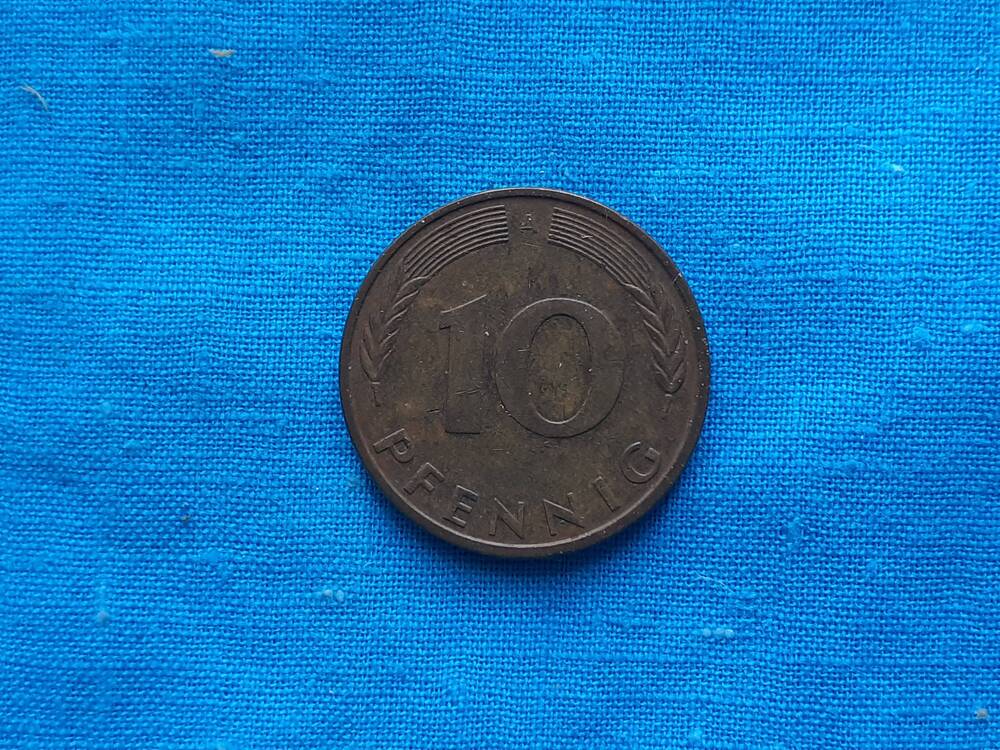 Монета 10 PFENNIG 1990 г. Германия 