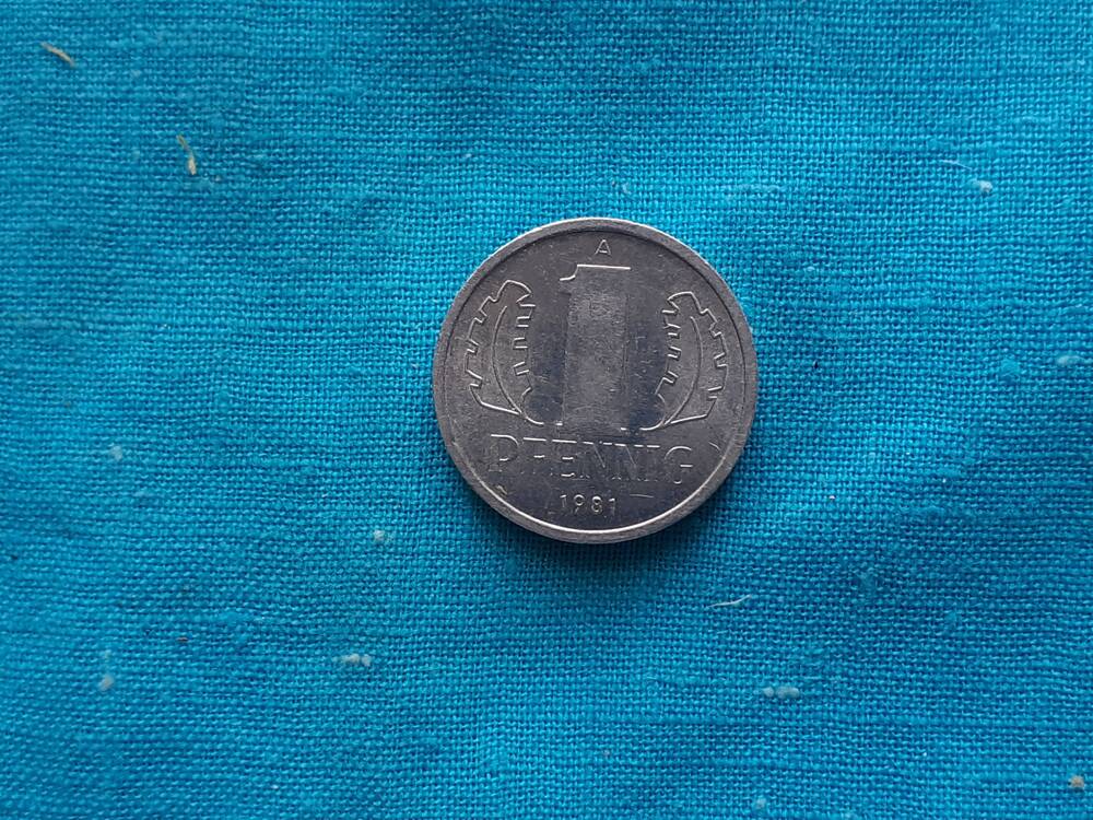 Монета 1 PFENNIG 1981 г. ГДР
