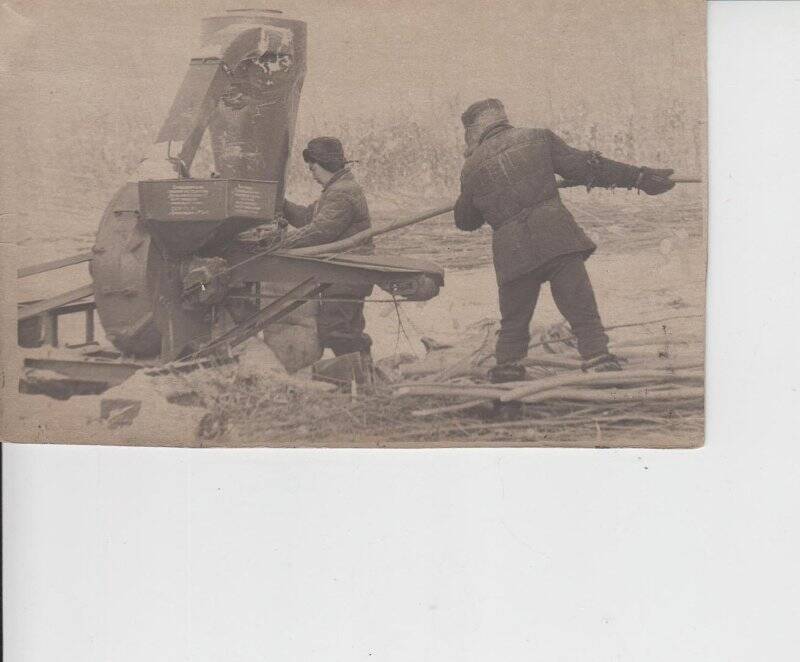 Фотография. Производство тальниковой муки