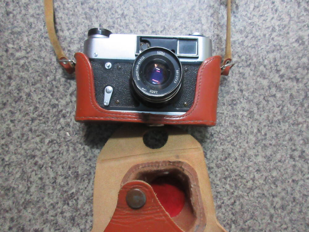 Фотоаппарат плёночный ФЭД - 5В