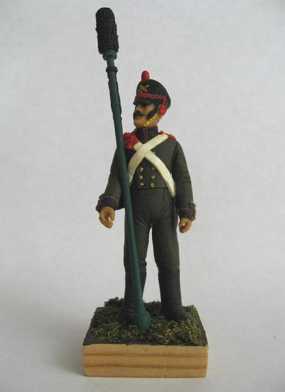 Скульптура миниатюрная. Артиллерист пешей артиллерии 1812 г.