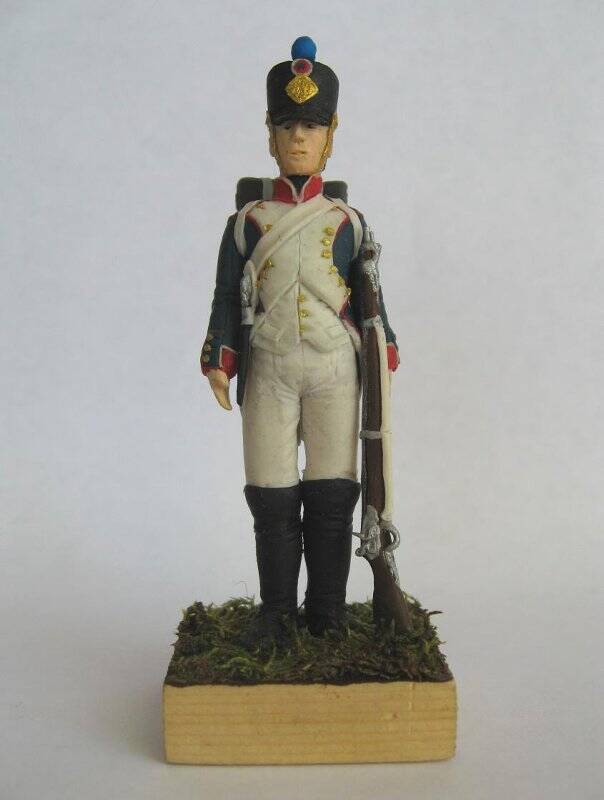Скульптура миниатюрная. Фузилер 30-го французского полка линейной пехоты 1812 г.