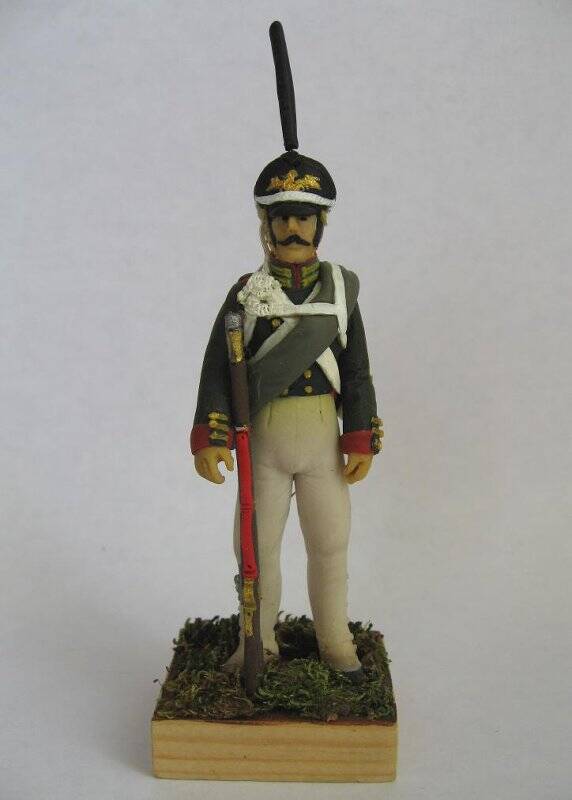 Скульптура миниатюрная. Гренадер гвардии Семеновского полка 1812 г.