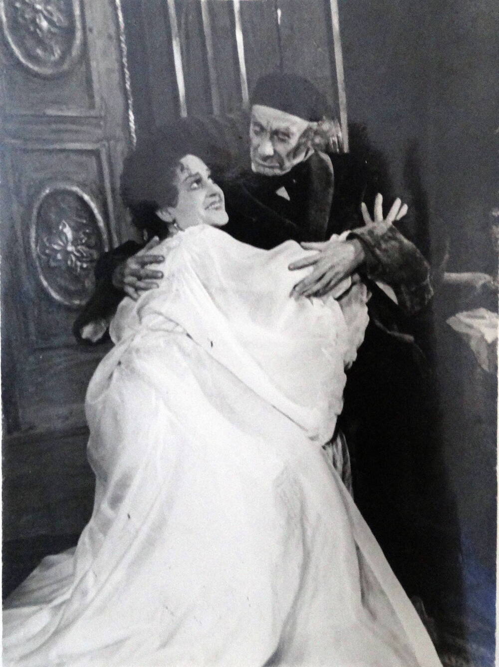 Фото Русского театра. О.Бальзак Хищница, реж. Н.Николаев, 1946 г.