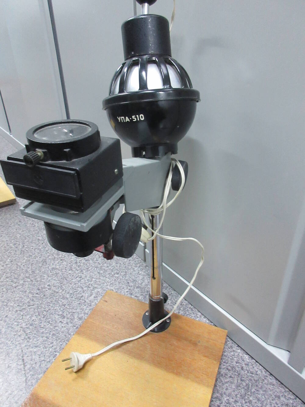 Фотоувеличитель - прибор для печати фотографий УПА-510