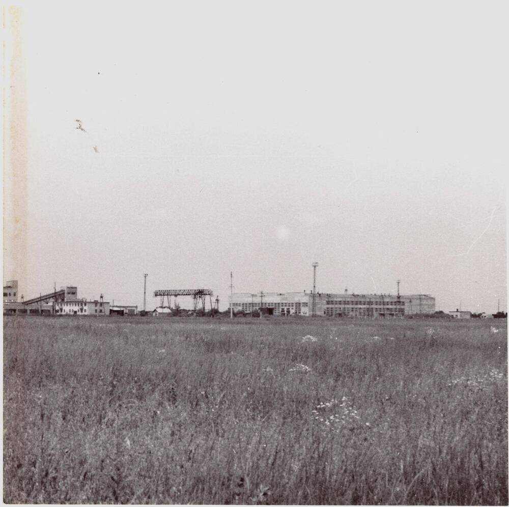Фотография «Вид на комбинат в посёлке Липовцы»