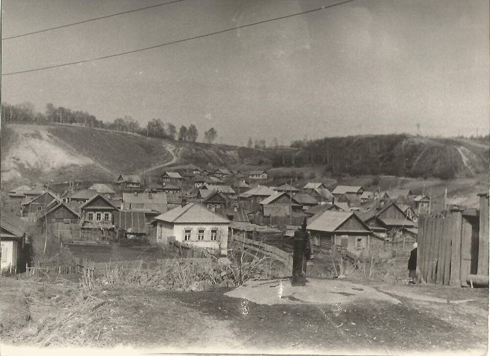 Фотография Общий вид кладбищенской горы (конец ул. Им. Кравченко). 
