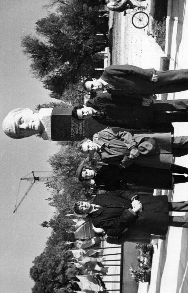 Открытие памятника  Ламбренцису.