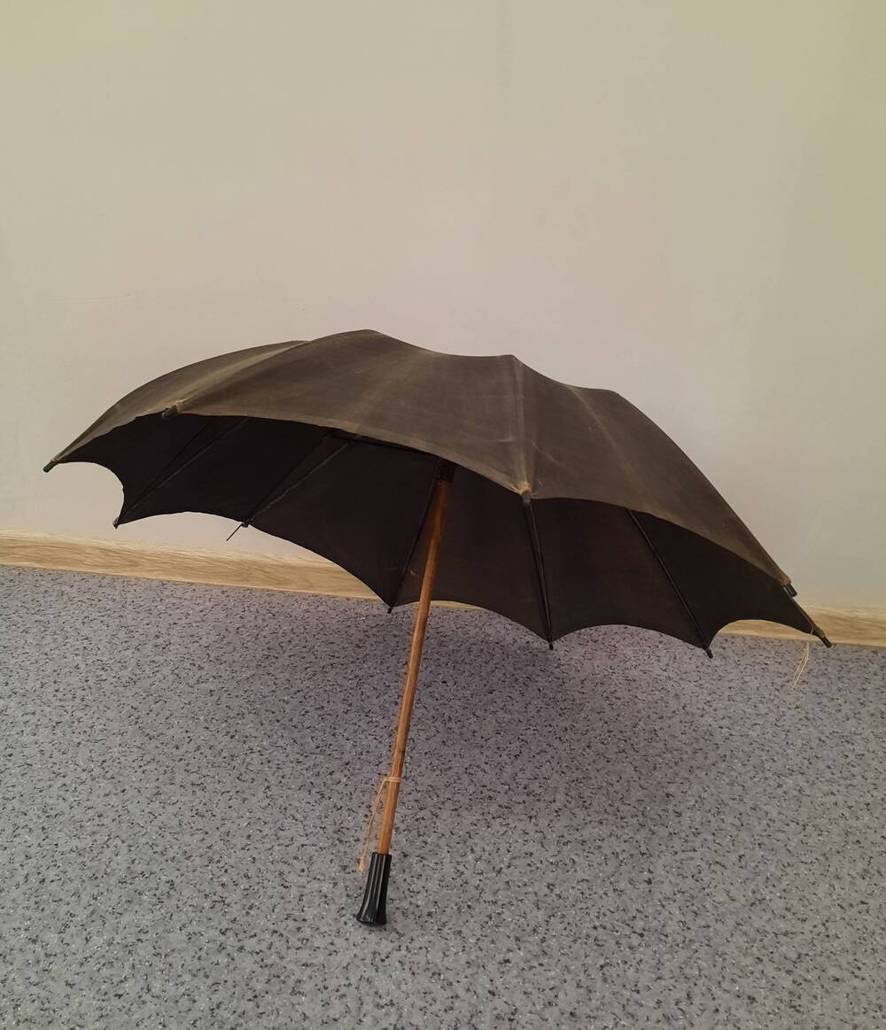Зонт от дождя черный с деревянным стержнем, 10 лучевой
