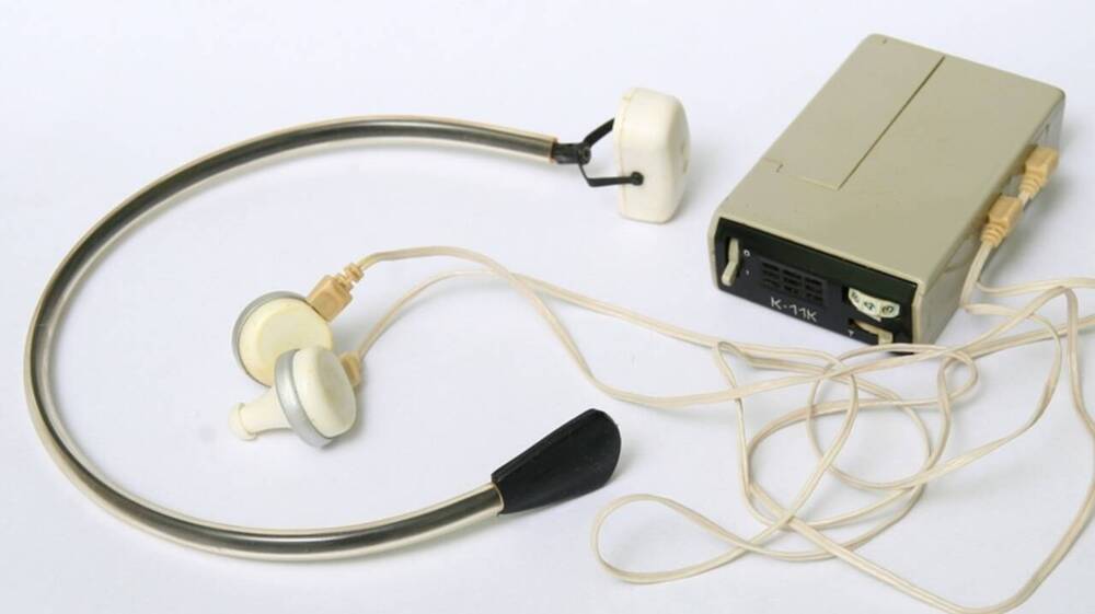 Аппарат слуховой электронный К-11К Вусатой Раисы Степановны.