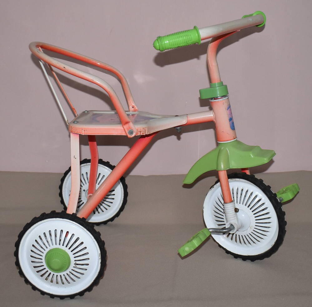 Велосипед детский трехколесный.
