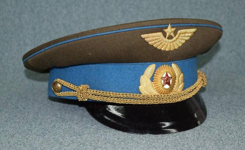 Фуражка служащего ВВС СССР
