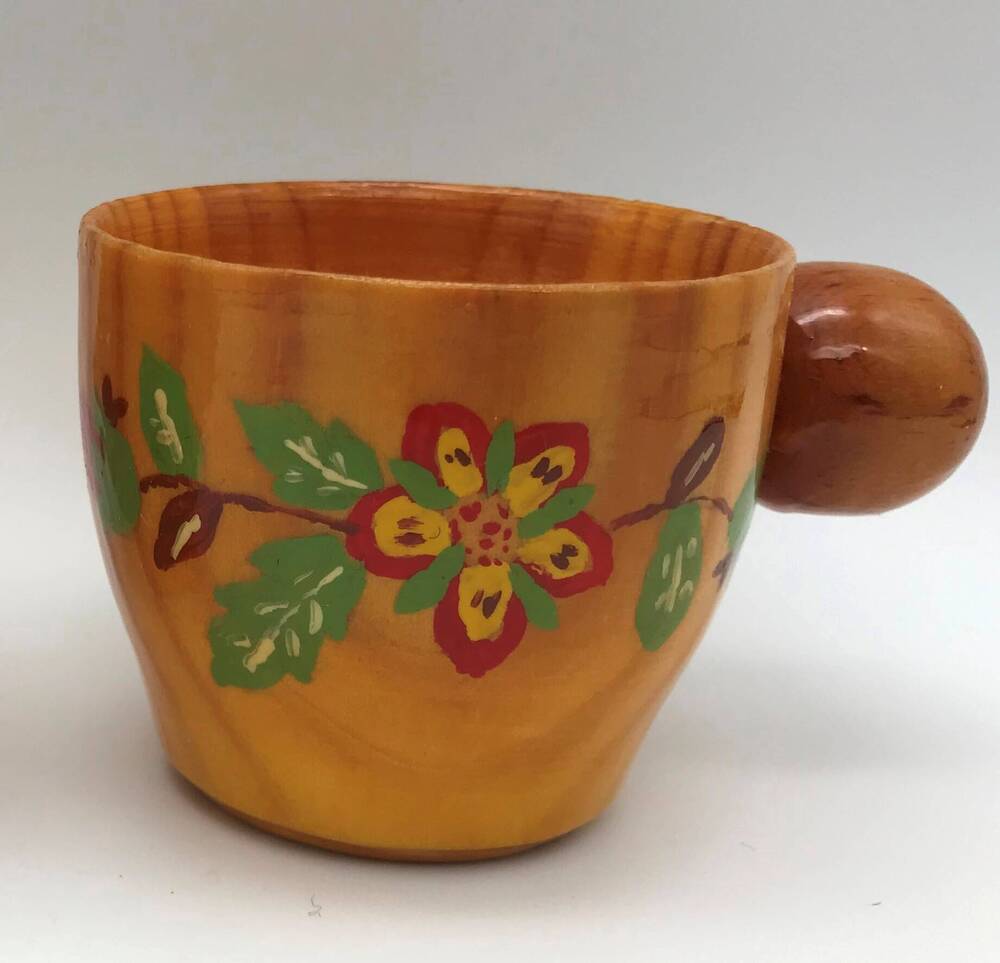 Чашка деревянная с росписью из чайной пары