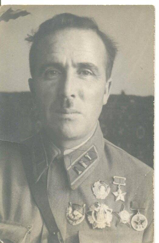 Фотография. Федюнинский, полковник, Герой Советского Союза.