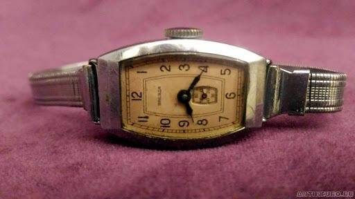 Часы наручные  с металлическим  браслетом Чайка Шардакова Сергея Александровича.