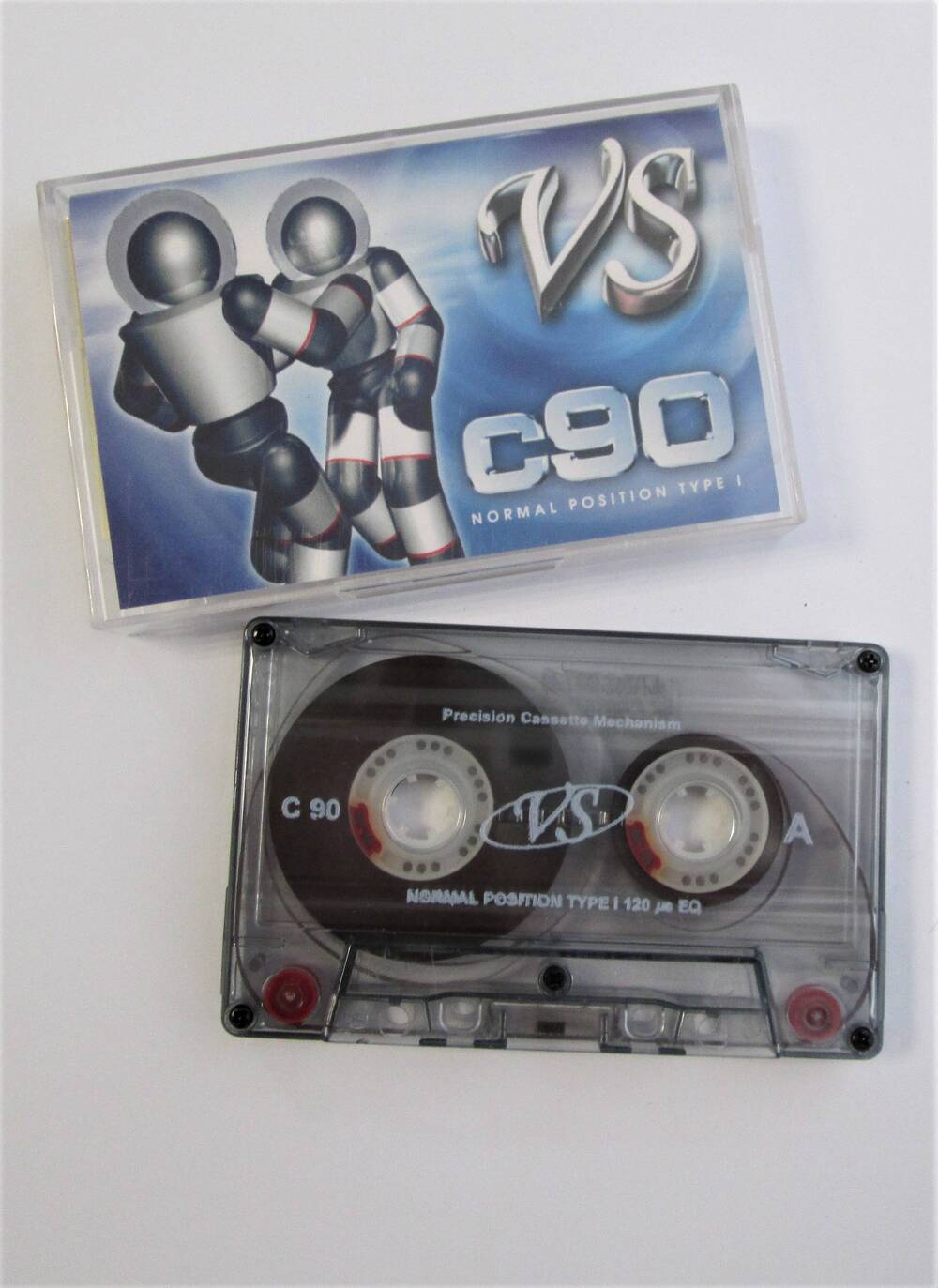 Аудиокассета магнитофонная C90 VS в упаковке. ООО Вектор-Вега, г. Калининград. Начало 2000-х годов.