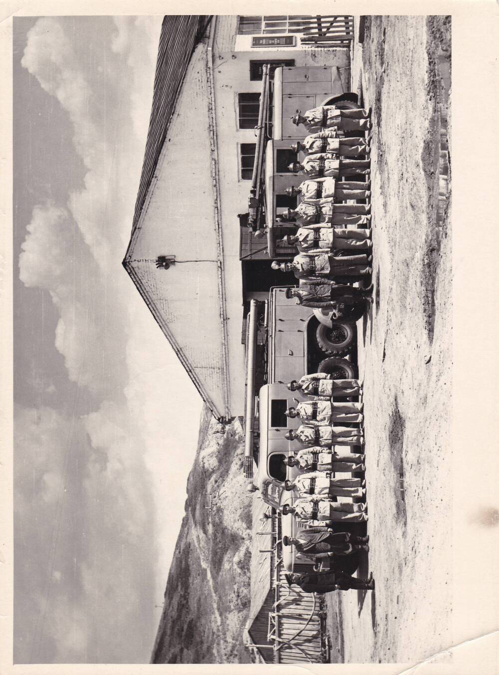 Фотография. Бригада пожарных Красноусольского стекольного завода.1960 г. г.