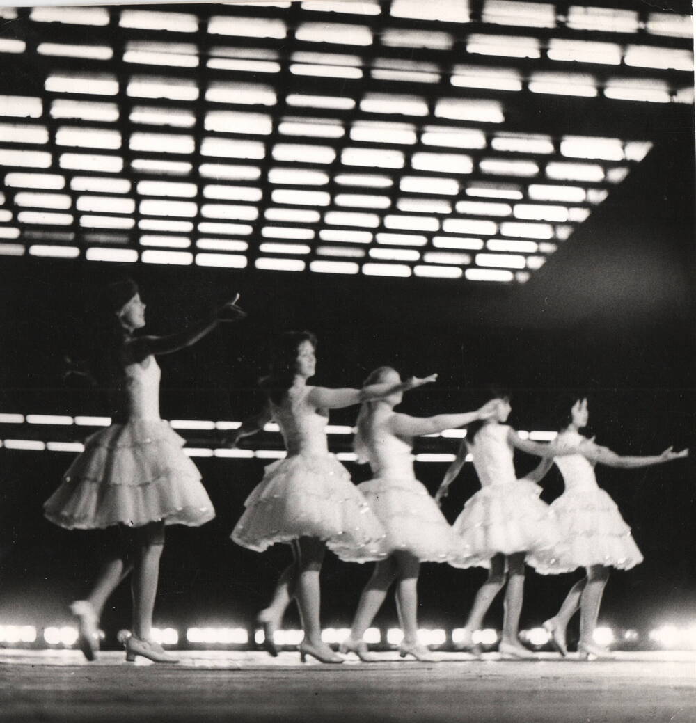 Фото групповое. Ансамбль современного танца, ДКЦ 1978 г.