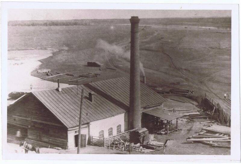 Фотокопия. Лесопильный завод в г. Слободском, построеный в 1907 г.
