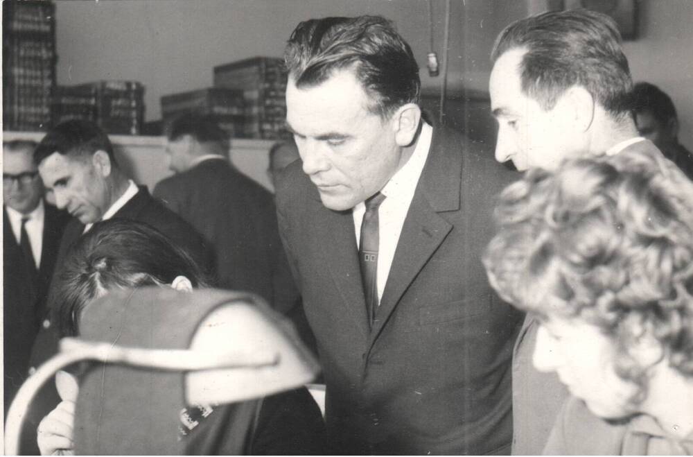 Фото. Приезд первой чехословацкой делегации г.Пршерова в г.Михайловку, август 1967г.