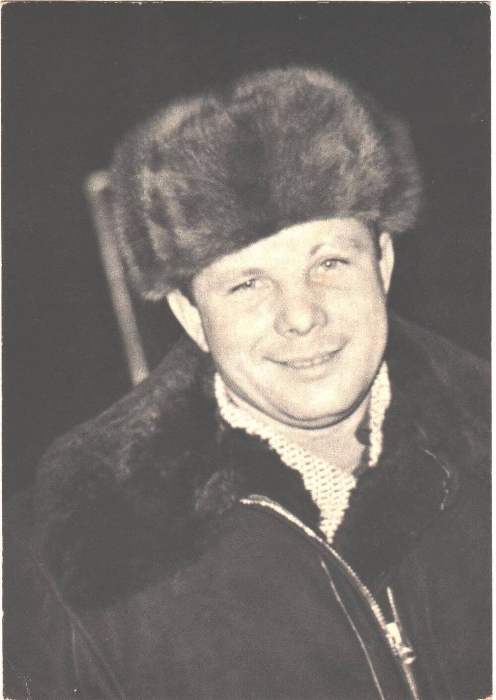 Юрий Гагарин. Комплект открыток СССР Юрий Гагарин. Москва 1970 г. Фото А.Лукашенко.   