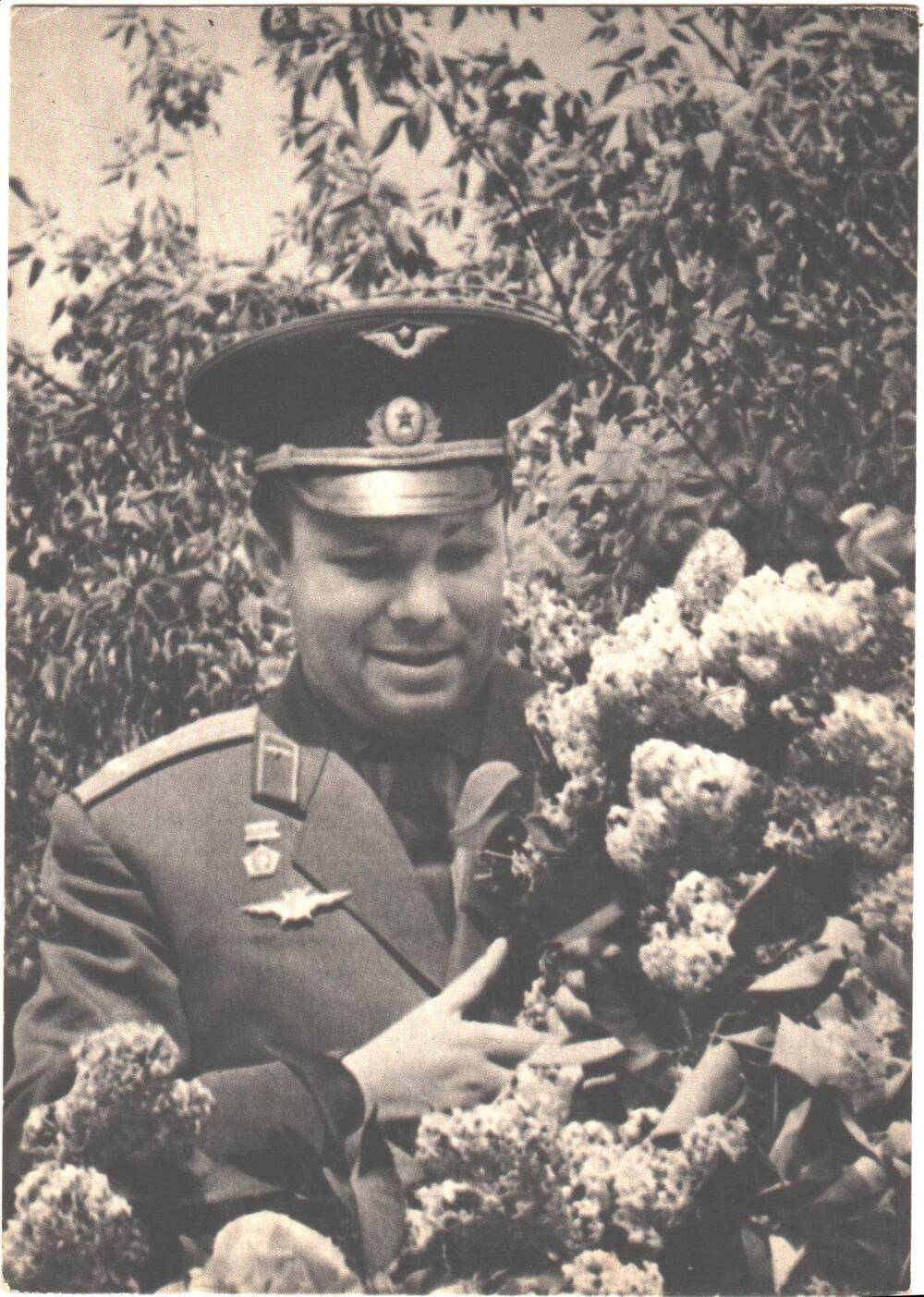Ю.А.Гагарин на родной земле. Комплект открыток СССР Юрий Гагарин. Москва 1970 г. Фото А.Лукашенко. 