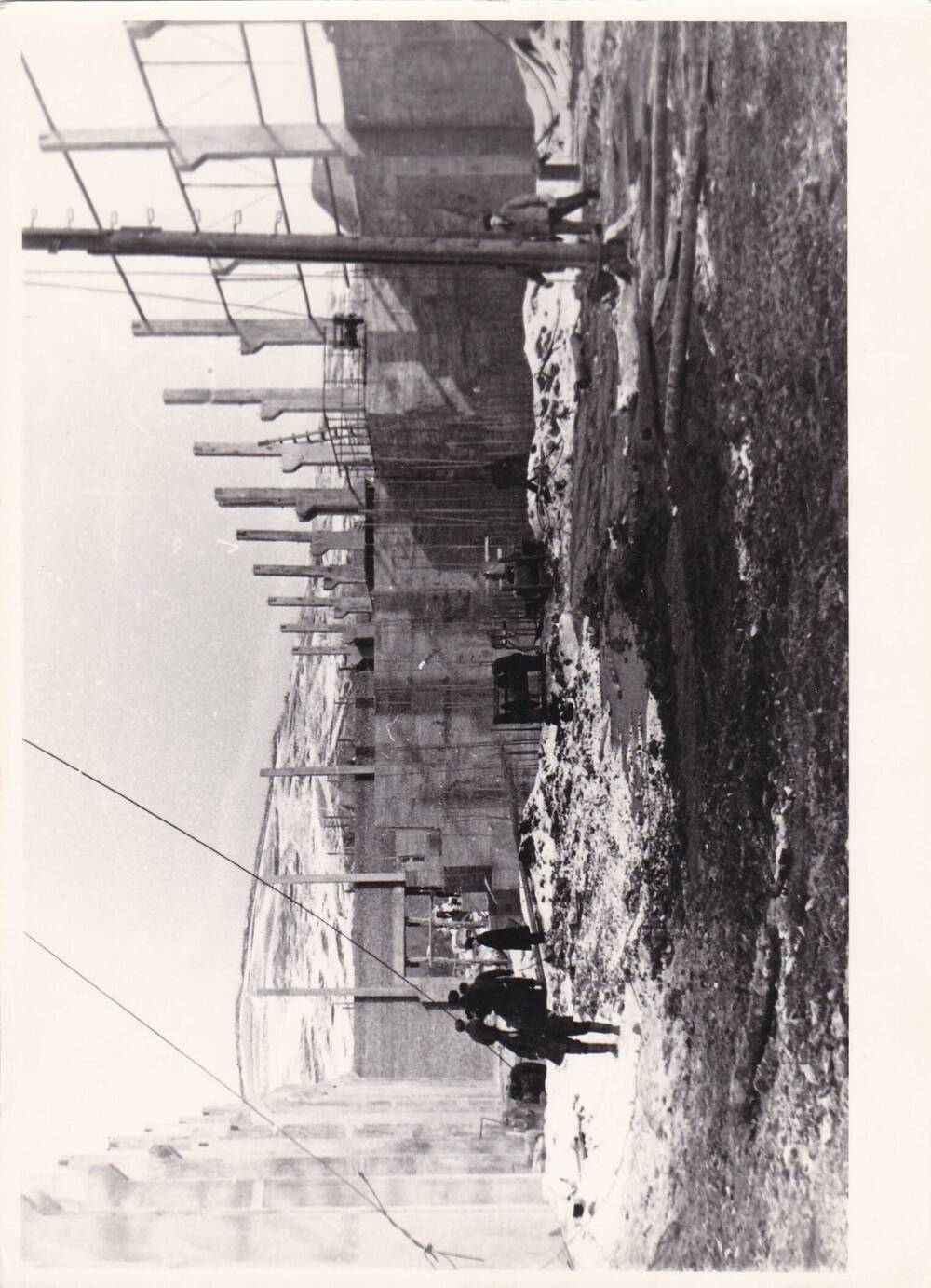 Фотография. Строительство составного цеха.1967 год.