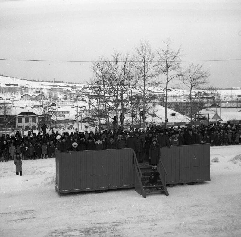 Негатив. По истории Алдана. Праздники. Проводы русской зимы.