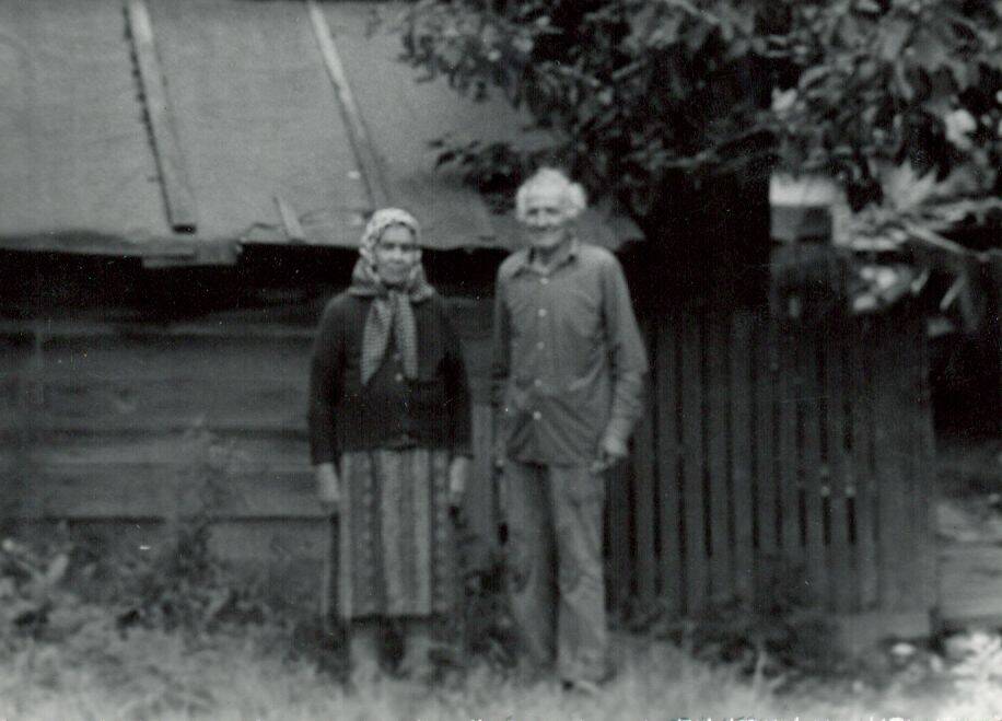 Шевченко Михаил Кондратьевич и супруга Шевченко Мария Сергеевна.