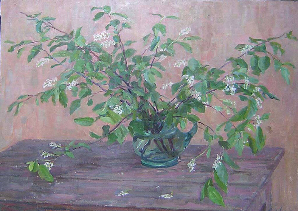 Картина Кружево черемухи (на столе стоит прозрачный зеленый кувшин с ветками черемухи).