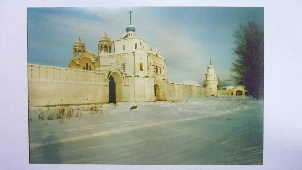 Фотография Вид на святые ворота