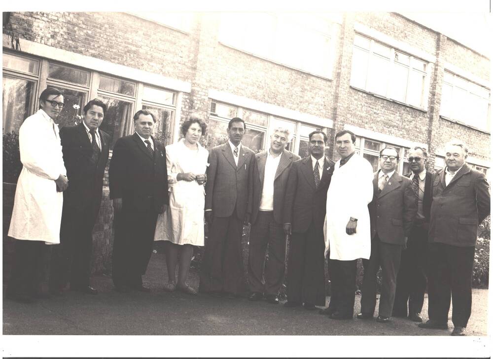 Фотоснимок. Во время пребывания делегации из Индии в Илишевском районе. 18 июня 1978 г.