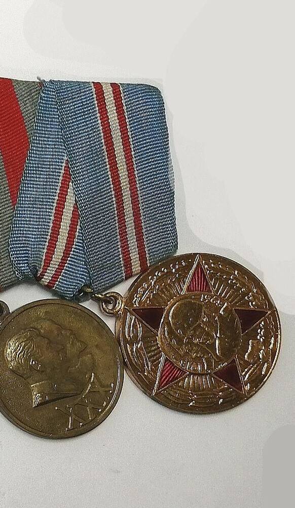 Медаль юбилейная 50 лет Вооруженных Сил СССР