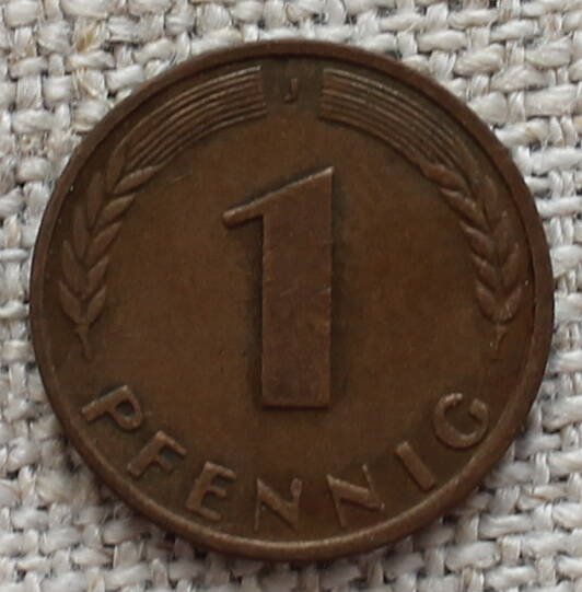 Монета  1 PFENNIG.