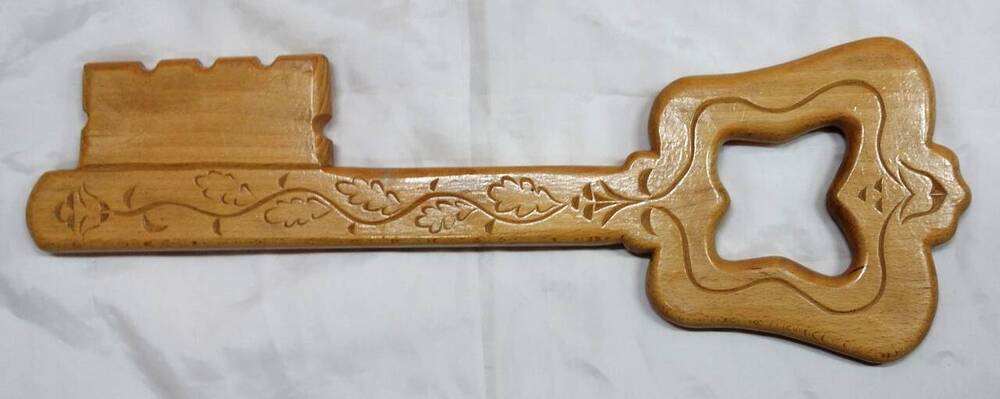 Ключ символический от здания Тимашевского музея