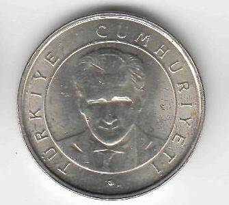 Монета 250 в.лир 2004 г. Турция.